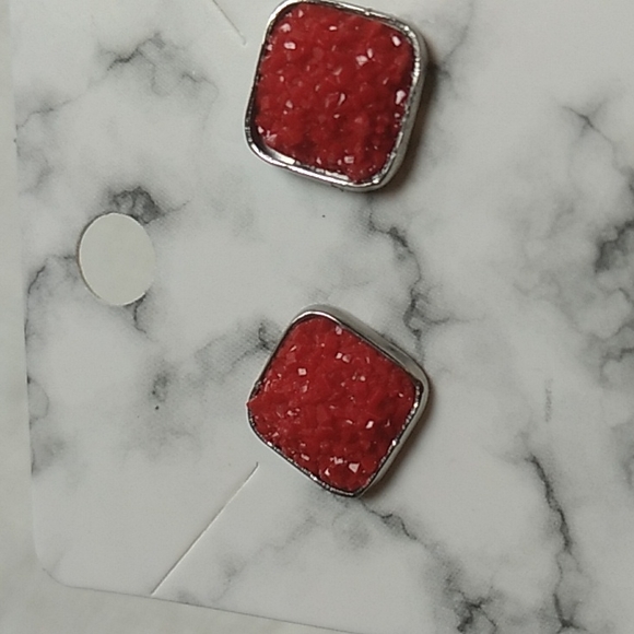 Stainless Steel Druzy Stud Earrings Square Shape Red (20) - Picture 6 of 6
